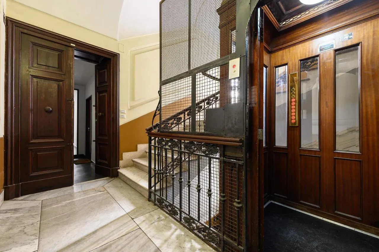 Apartament Corso Umberto 153 Neapol